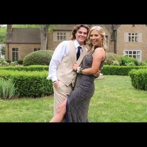 Meet your Posher, Grady